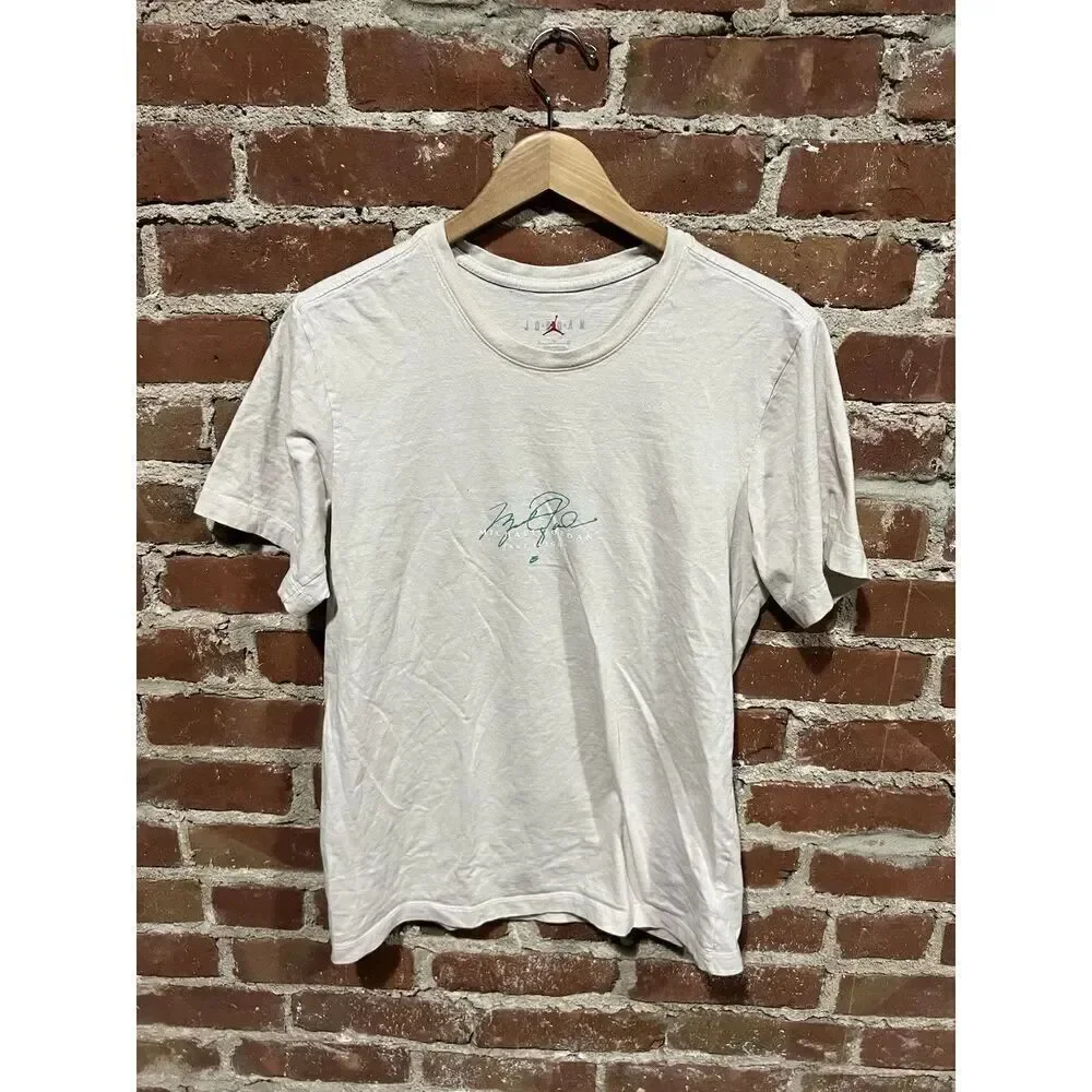 Jordan Brand Mens Tan Short Sleeve Graphic T-shirt Size Small